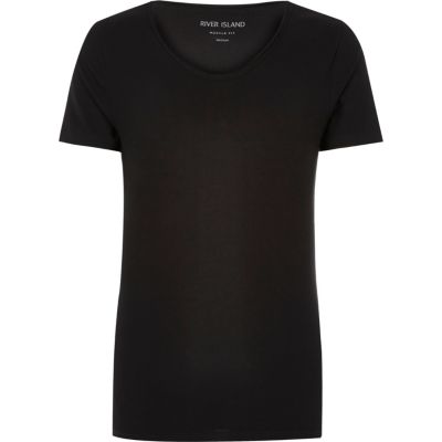 Black scoop V-neck muscle fit T-shirt